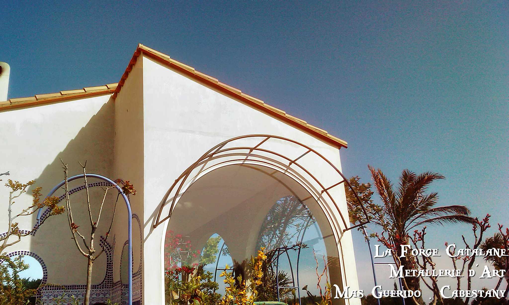 treille marquise arche cintree fer Forge Catalane Cabestany.jpg